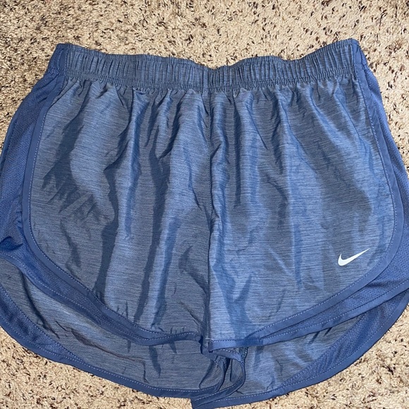 Blue nike shorts - Picture 1 of 1